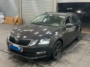 Skoda Octavia 1.0 TSI Combi DSG+LED+Navi+Kamera