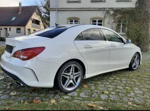 Mercedes-Benz CLA 220 Amg Line Bild 4