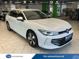 Volkswagen Passat Variant 1.5 eTSI Business AHK SPORT NAVI RFK ACC