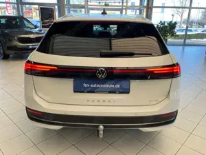 Volkswagen Passat Variant 1.5 eTSI Business AHK SPORT NAVI RFK ACC Bild 5