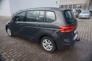Volkswagen Touran Comfort-BMT*AHK*NAVI*SHZG*FRONT-ASIST*PDC