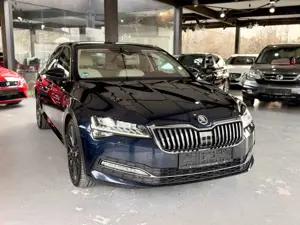 Skoda Superb -Lim-Premium 4x4-ACC-PANO-AHK-KAM