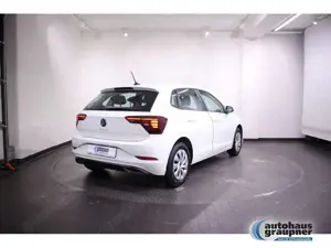 Volkswagen Polo 1,0 l 59 kW 80 PS 5-Gang PDC SHZ LED Bild 4
