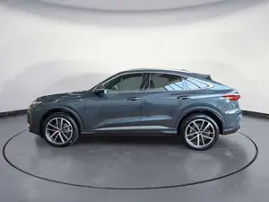 Audi Q5 TDI 204PS quattro S tronic Bild 2