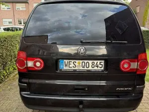 Volkswagen Sharan Sharan 1.9 TDI Automatik Pacific Bild 4