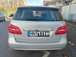 Mercedes-Benz B 180 B 180 CDI (BlueEFFICIENCY) 7G-DCT Bild 4