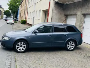 Audi A4 Avant 1.9 TDI Bild 2