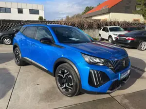 Peugeot 2008 Allure/Klima/Leder/Navi CarPlay/DAB/PDC/LED