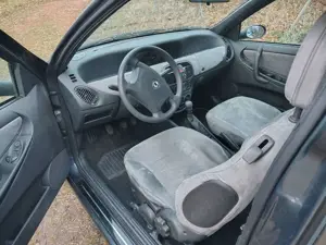 Lancia Y Y 10 fire Bild 5