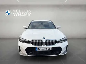 BMW 320 d TOURING M SPORT KOMFORTZUG RÜCKFAHR SHZ Bild 2