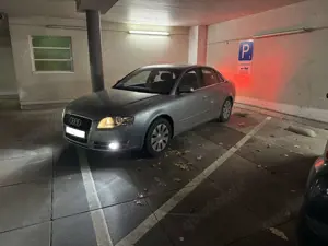 Audi A4 2.7 TDI DPF multitronic Bild 2