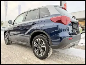 Suzuki Vitara VITARA 1.5 HYBRID COMFORT+ SHINKAI AGS 4X4 Bild 2