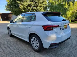 Skoda Fabia Selection*DAB*Parkpilot*Sitzhzg*5J/100TKM Garantie Bild 4