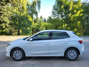 Skoda Fabia Selection*DAB*Parkpilot*Sitzhzg*5J/100TKM Garantie Bild 5