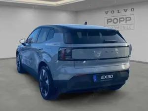 Volvo EX30 Twin Performance AWD Ultra 360° 20" ACC PANO Bild 3