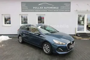 Hyundai i30 cw Passion*SHZ*MFL*GRA*CAM*TOUCH*LRHZ*BC*PDC