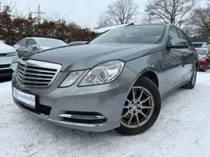 Mercedes-Benz E 300 BlueEFFICIENCY Pano*Navi*Tempo*SitzHz.