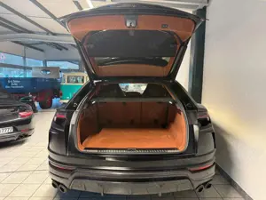 Lamborghini Urus Pano 360° Carbon Akrapovic Garantie 10/2027 Bild 5