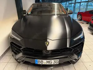 Lamborghini Urus Pano 360° Carbon Akrapovic Garantie 10/2027 Bild 2