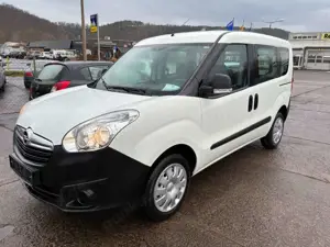Opel Combo **Selection Wenig Kilometer**