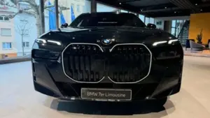 BMW 740 d xDrive Limousine M Sportpaket +Iconic GLOW+ ++Ge