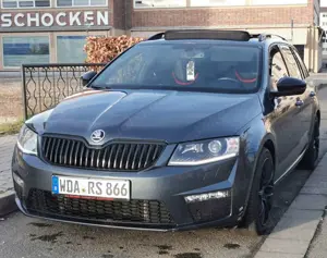 Skoda Octavia Octavia Combi 2.0 TDI (Green tec) RS