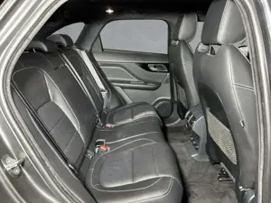 Jaguar F-Pace 30d R-Sport AWD Winterpaket LED Pano AHK Bild 5