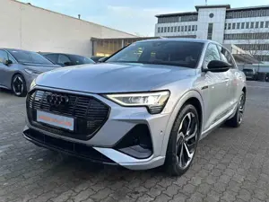 Audi e-tron 50 2x S line ACC AHK BLACK 21Z BO KAMERA