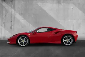 Ferrari F8 Tributo LED*Lift*Kamera*1.Hand*Dt.Auto Bild 2
