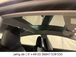 Tesla Model 3 LED Wärmepumpe Ryzen Shanghai Autopilot3 Bild 4