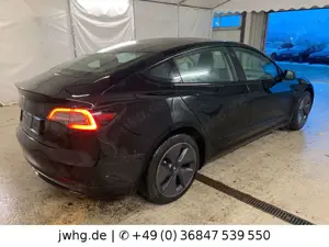 Tesla Model 3 LED Wärmepumpe Ryzen Shanghai Autopilot3 Bild 5