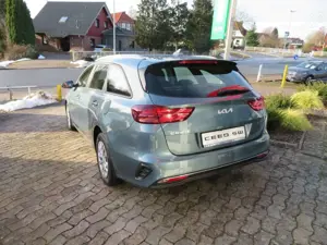 Kia Ceed SW / cee'd SW 1.5 T-GDI DCT Klima Navi Rückfahrkamera - image 3