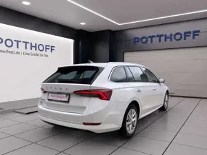 Skoda Octavia Combi 2.0 TDI DSG STYLE NAVI HuD LED SIT Bild 5