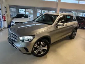 Mercedes-Benz GLC 220 d 4M EXCLUSIVE Interieur+Verkehszeichenass.+AHK+Ka Bild 3