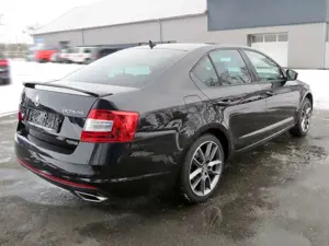 Skoda Octavia RS Bi-Xenon Navi 18-Zoll-LMF Bild 2