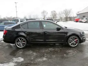 Skoda Octavia RS Bi-Xenon Navi 18-Zoll-LMF Bild 3