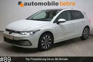 Volkswagen Golf 8 2.0TDI DSG Active Virtual AHK Pano ACC