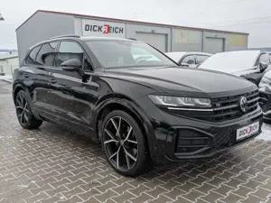 Volkswagen Touareg 3.0TDI 4M R-Line VOLL Black 22" UPE 114T