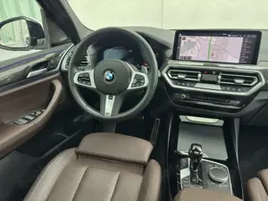 BMW X3 xDrive30i M Sportpaket Laser Navi HUD HarKar Bild 2