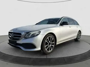 Mercedes-Benz E 220 d 4matic