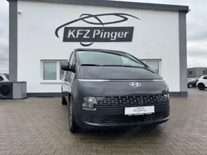 Hyundai STARIA Prime 4WD