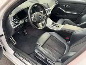 BMW 320 320d xDrive M Sport *LED*DAB*Digital Tacho* Bild 5