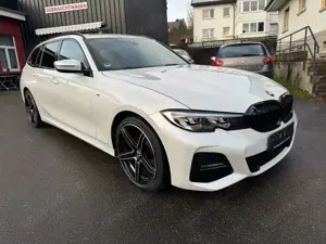 BMW 320 320d xDrive M Sport *LED*DAB*Digital Tacho* Bild 2