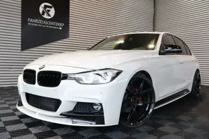 BMW 330 i M-PERFORMANCE/LED/CARPLAY/HIFI