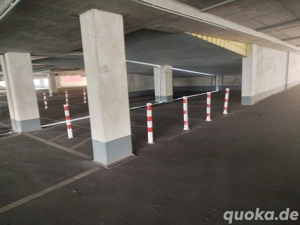 Nackt im Parkhaus 8 am CentrO Oberhausen 