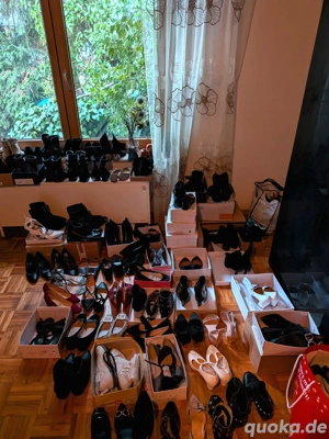 100 Paar Schuhe neu neuwertig aus Nachlass in Erlangen Gr. 36 