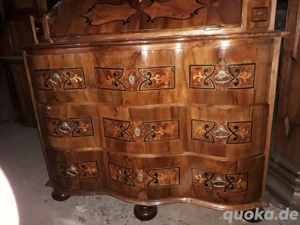 Tabernakel um 1760 Nussbaum mit Intarsia ALTRESTAURATION! Bild 3