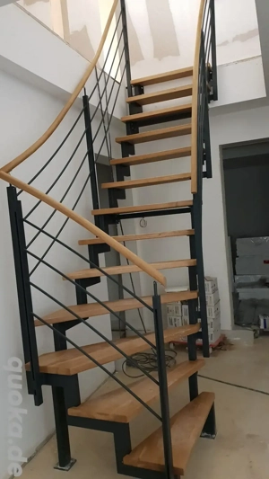 Stahlwangentreppe mit Holz, Treppe mit Stahlelemente, kostenlose Beratung vor Ort