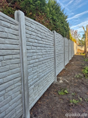 40Lfm Betonzaun H2,00m inkl Lieferung Sichtschutz Zaun aus Polen Gartenzaun