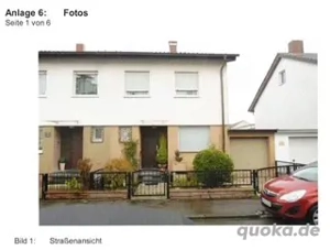 Doppelhaushälfte zu verkaufen.